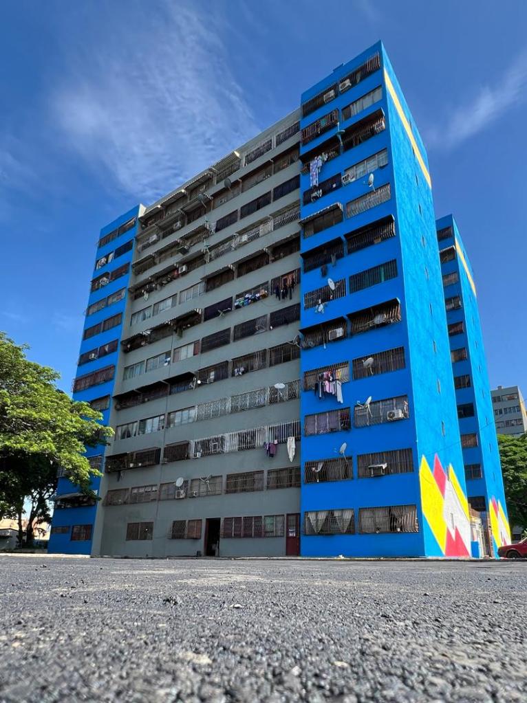 Gobierno Bolivariano consolida mejoras en Residencias Codazzi de Cagua